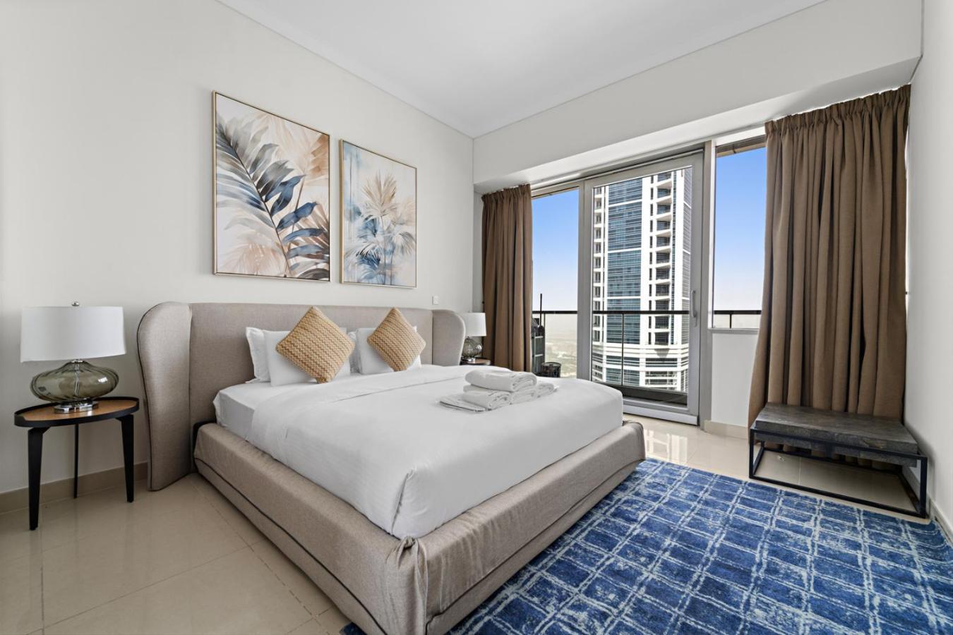 Stonetree - High Floor - Prime Location *